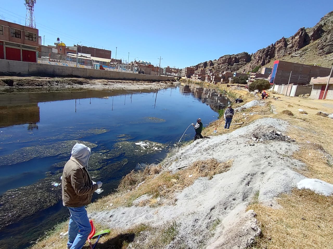 AGENCIAS AGRARIAS DE LA DIRECCION REGIONAL AGRARIA PUNO PARTICIPARON DE LA JORNADA DE LIMPIEZA DE RESIDUOS SOLIDOS
