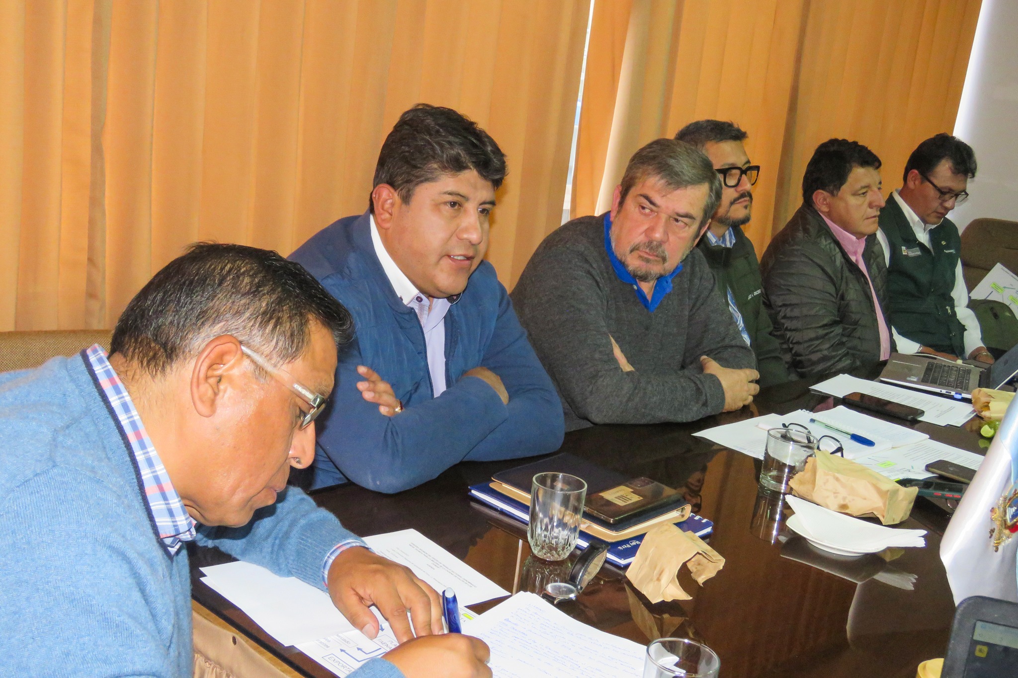 REALIZAN MESA TÉCNICA PARA MEJORAR LA PRODUCCIÓN DE LA CADENA DE OVINOS