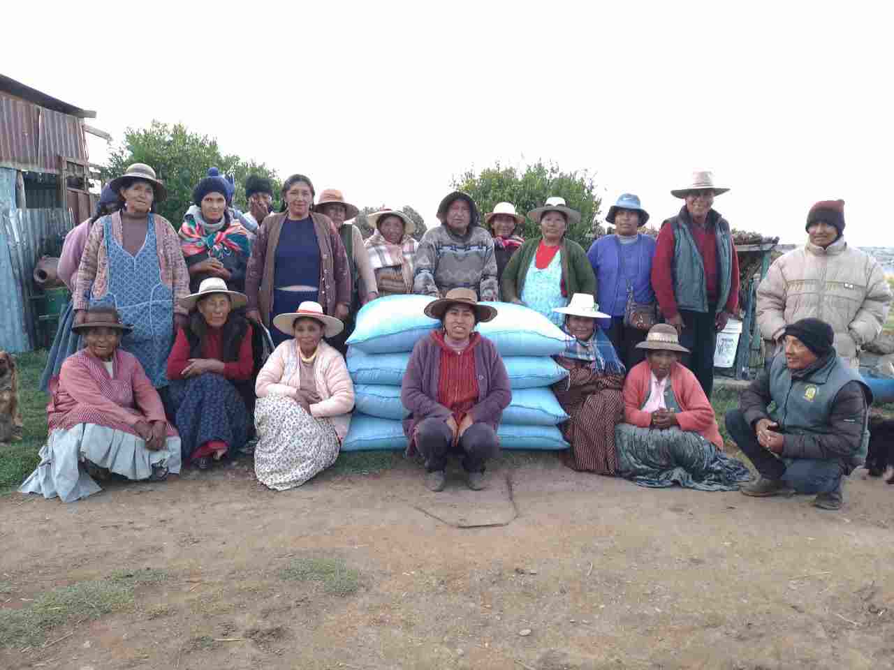 CONTINUA LA ENTREGA DE APOYO AL SECTOR AGROPECUARIO POR PARTE DEL GOBIENRO REGIONAL Y LA DIRECCION REGIONAL AGARRIA