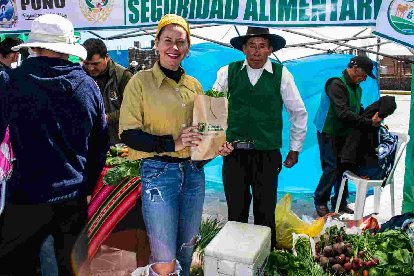 REALIZAN I FERIA AGROECOLÓGICA “DEL HUERTO A LA OLLA” EN EL DISTRITO DE CHUCUITO