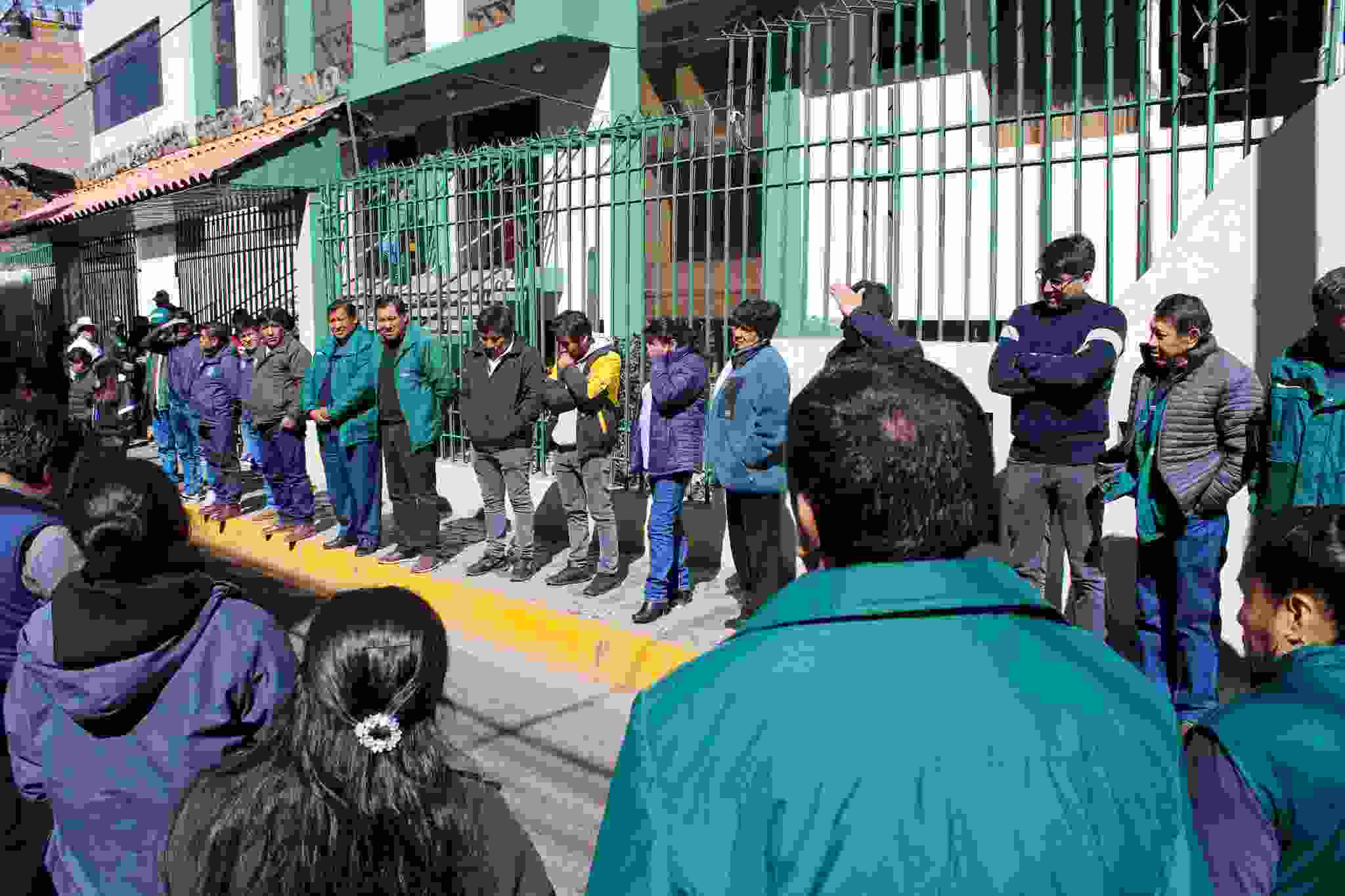 TRABAJADORES PARTICIPAN DEL SIMULACRO NACIONAL MULTIPELIGRO