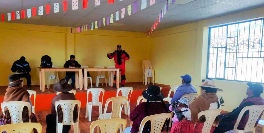 DESARROLLAN ACCIONES DE CAPACITACION EN MANEJO Y CONSERVACION DE LA VICUÑA PÁRA EL USO SOSTENIBLE DE LA ESPECIE EN LA COMUNIDAD CAMPESINA DE LAGUNILLAS
