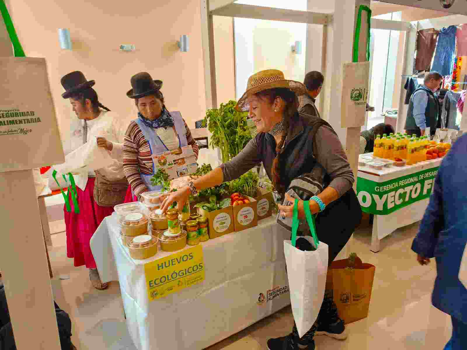 PROYECTO SEGUIRIDAD ALIMENTARIA PARTICIPA PARTICIPA POR SEGUNDO DIA CONSECUTIVO EN EXPO FERIA PUNO PARA EL MUNDO