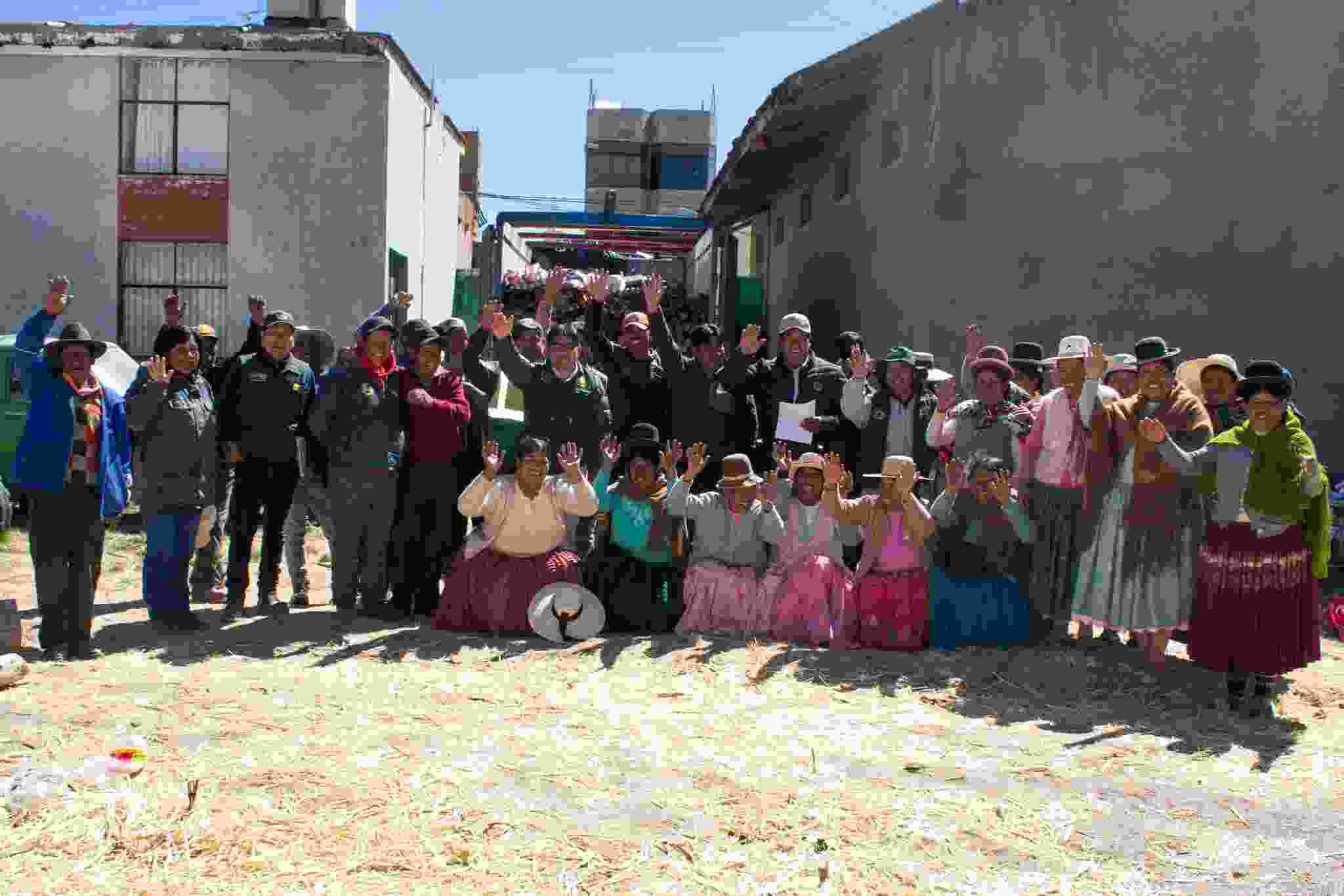 ENTREGA DE MATERIALES Y SEGUIMIENTO A LA CONSTRUCCION DE INFRAESTRUCUTRAS PRODUCTIVAS SE DESARROLLO EN YUNGUYO
