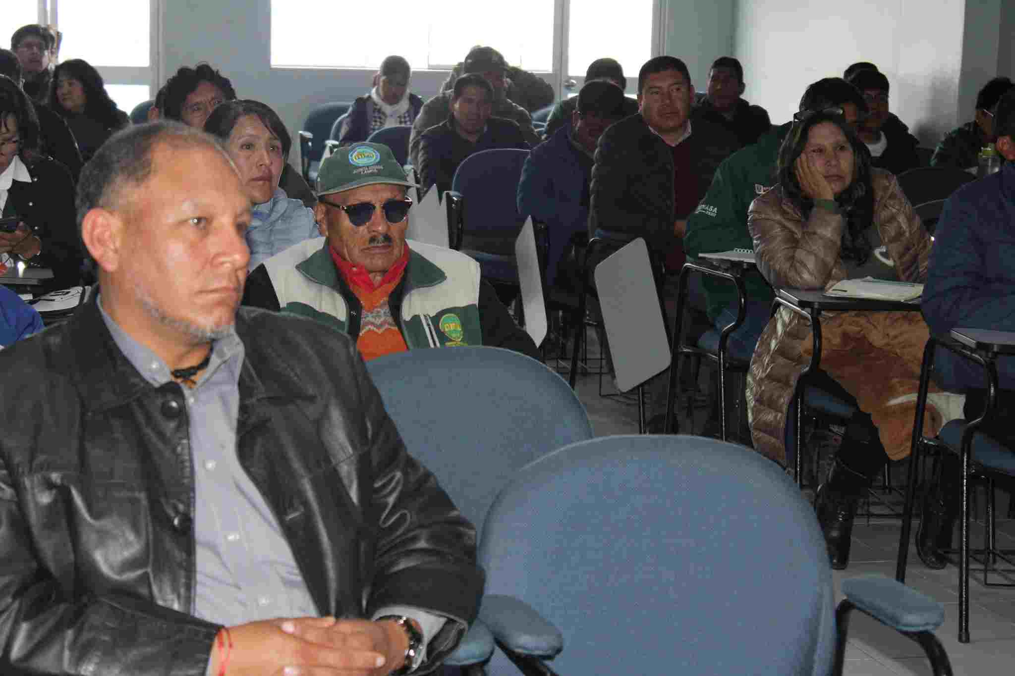 JORNADA DE TRABAJO SE LLEVO A CABO PARA FORTALECER LA PARTICIPAON DE LOS ACTORES VINCULADOS AL SECTOR GANADERO DE LA REGION DE PUNO