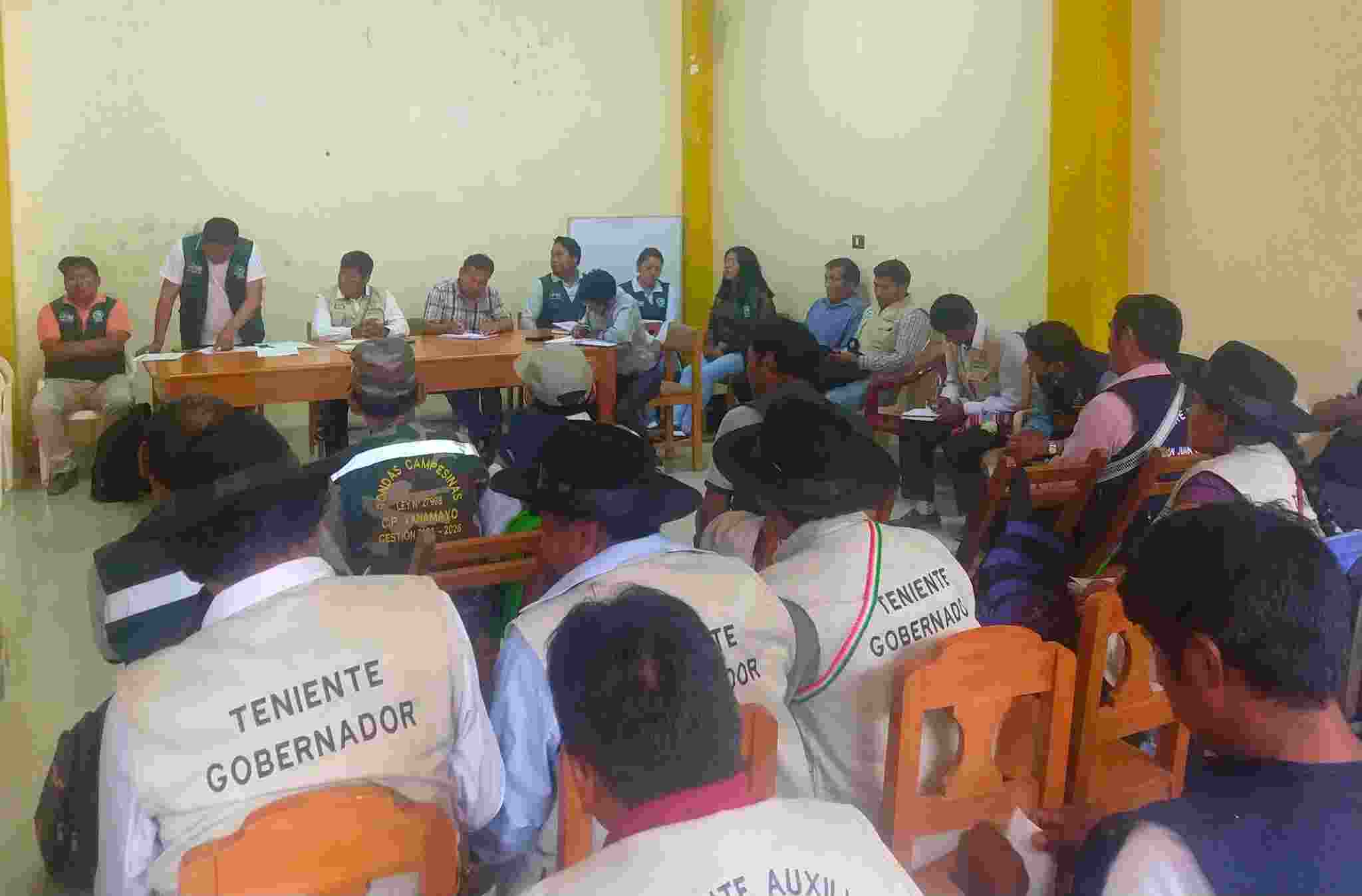 IMPORTANTES ACUERDOS SE LOGRARON EN LA REUNIÓN ENTRE AUTORIDADES Y EL PROYECTO FRUTALES EN EL DISTRITO DE SAN JUAN DEL ORO.