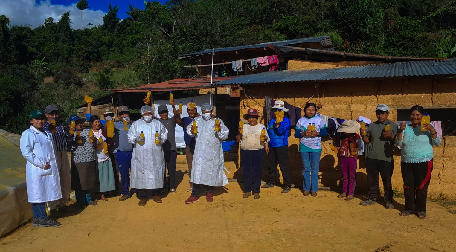 PRODUCTORES FRUTÍCOLAS DE PUTINA PUNCO APRENDEN A ELABORAR NÉCTAR Y MERMELADA