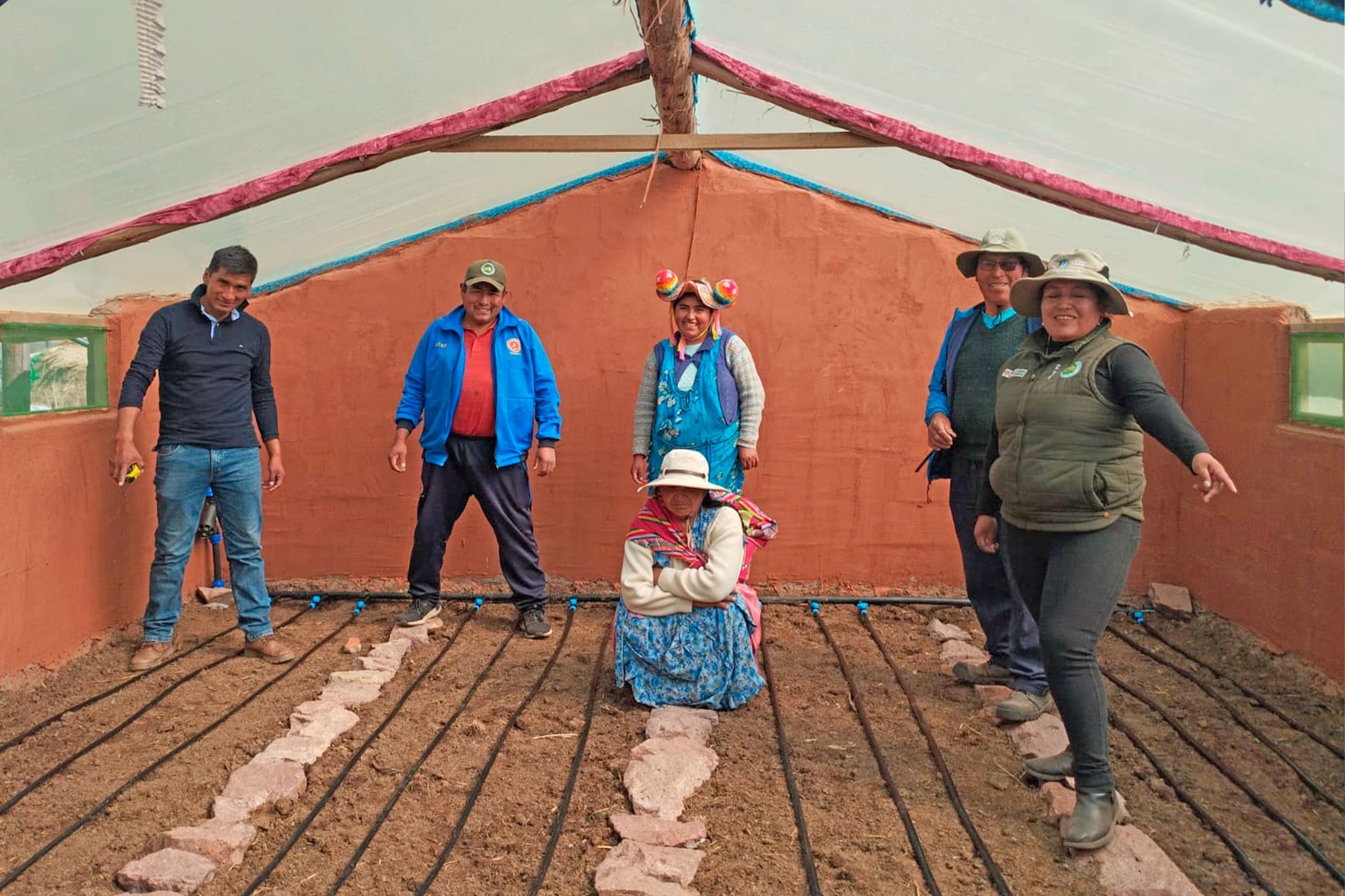 PROYECTO SEGURIDAD ALIMENTARIA IMPULSA INSTALACIÓN DE RIEGO TECNIFICADO EN BIOHUERTOS